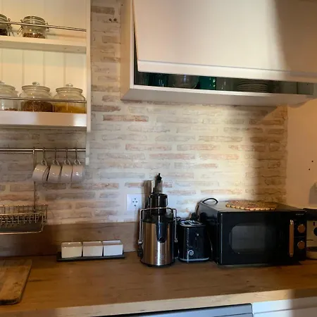 Nacaren Apartment *